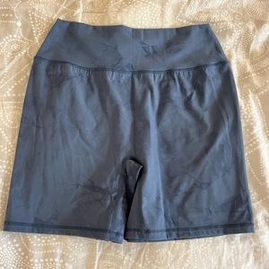 Alphalete Alphalux Wonder Short 6” Whale Blue